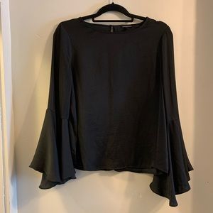 Who What Wear Silky Bell Sleeve Top Sz. Medium